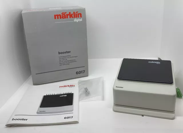 Marklin 6017 Digital H0 Booster Amplifier with Cable, Instructions, Clips & Box