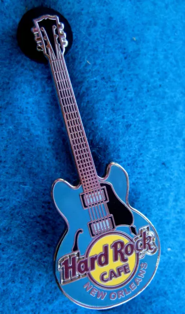NEW ORLEANS USA TEAL BLUE 6 STRING CORE GIBSON GUITAR SERIES Hard Rock Cafe PIN