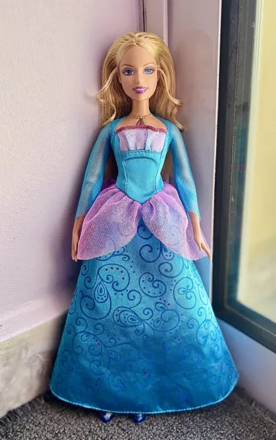 2007 Barbie as the Island Princess Rosella Greek RARE 00s Budget Version Dress