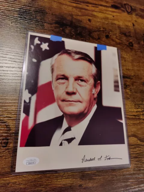 JSA COA Wendell Ford Signed 8x10 Kentucky Senator Democrat