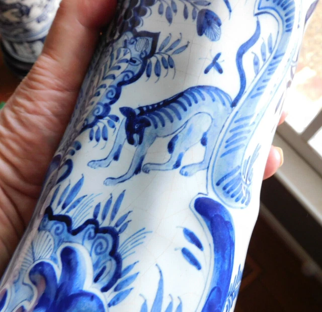Rare 18Th Century Dutch Delft Vase With A Tiger 2
