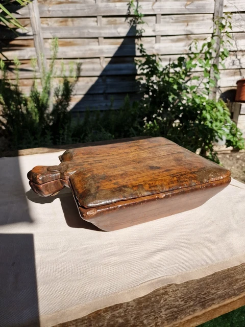 Pot et couvercle français du 19ème siècle - En vente sur