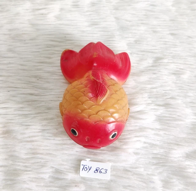 Lot De 5 Hochets Et 2 Balles En Celluloïd - Années 50 - Jouets Anciens