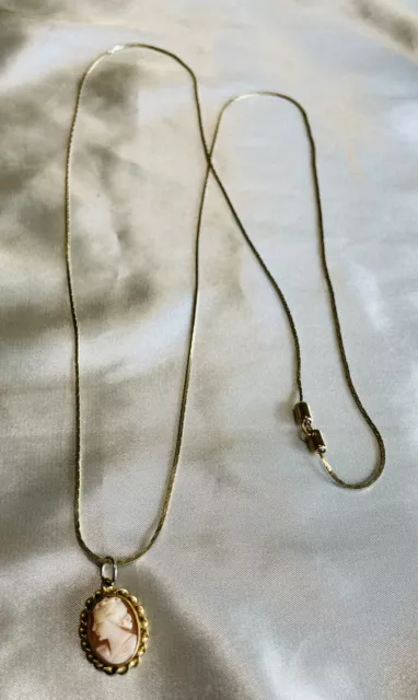Vintage Gold Tone Chain  Petite Victorian Style Pendant Necklace