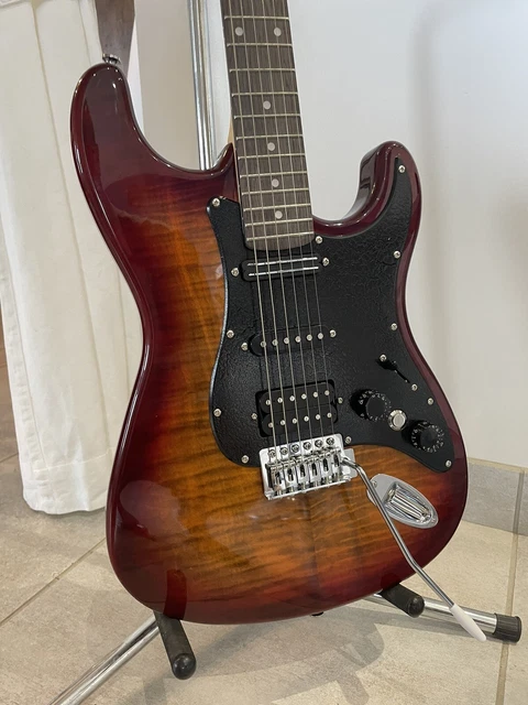 guitare Whashburn HSH custom