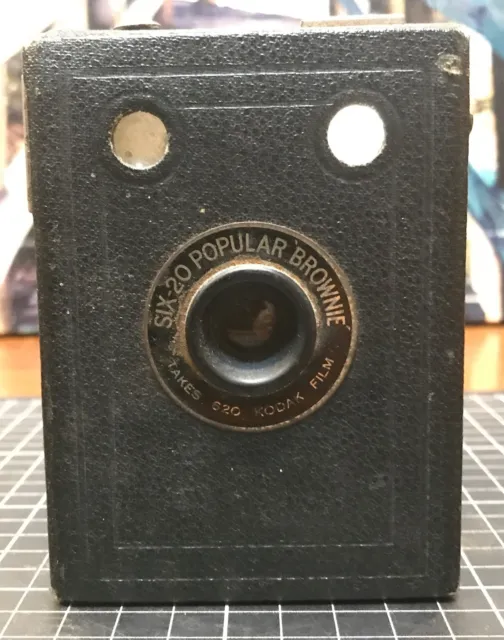 Vintage Kodak Six-20 Film Brownie Box Camera Black