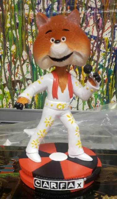 NIB EXCLUSIVE LAS Vegas CARFAX Car Fox Bobblehead 2020 Elvis 7” X