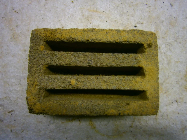 Lüftungsstein, Betonlüftungsstein ohne Gage 0,12 x 0,08 x 0,05 Beton DDR 2 St.