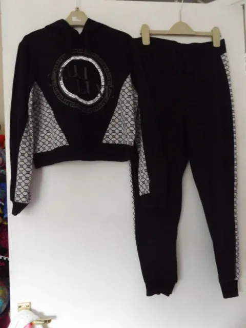 Select girls black and white outfit / set aged 14 Years