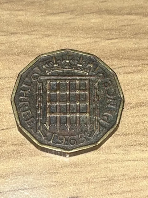 GREAT BRITAIN 3 Pence 1965 Coin