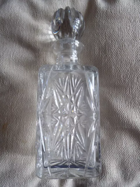 BOHEMIAN CRYSTAL PINWHEEL HEAVY WHISKY DECANTER CLEAR GLASS..with stopper