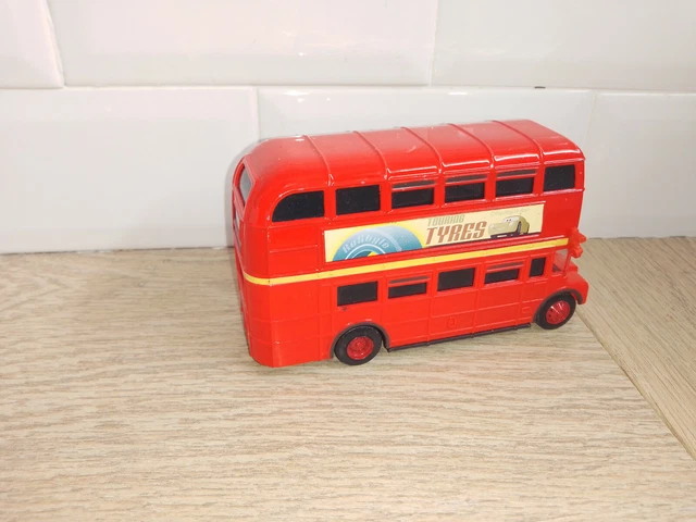 0505211 Disney Pixar Cars métal Mattel double decker bus Topper Deckington III 3