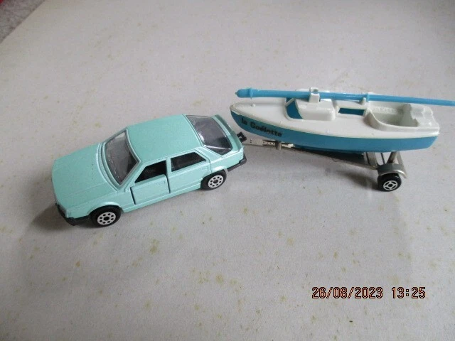 MAJORETTE ANCIEN RENAULT 16 ET PLANEUR SUR REMORQUE £39.46 - PicClick UK