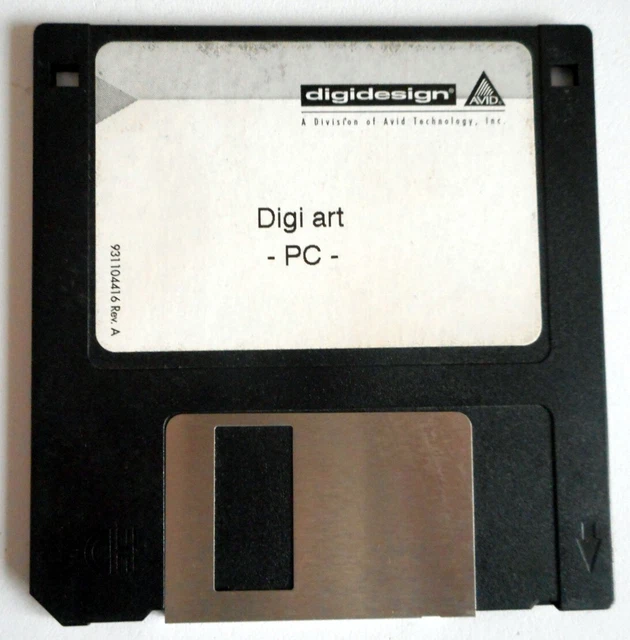 Lot De 3 Disquettes Amiga : Premier Pas + Workbench 1.32 + Extra 13 Basic 1.2
