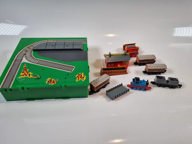 DIECAST ERTL MINI Thomas Tank Engine Train Sets 1992 Carry Case Playset ...