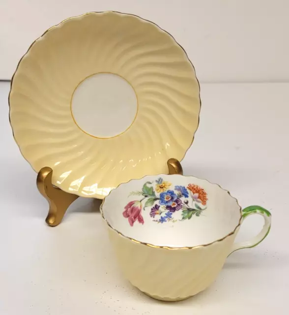 Vtg Aynsley Pale Yellow Tea Cup & Saucer Set Pastel Swirl England