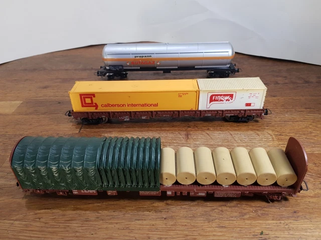 Wagons de marchandises argentés Jouef pour modélisme ferroviaire à l'échelle HO