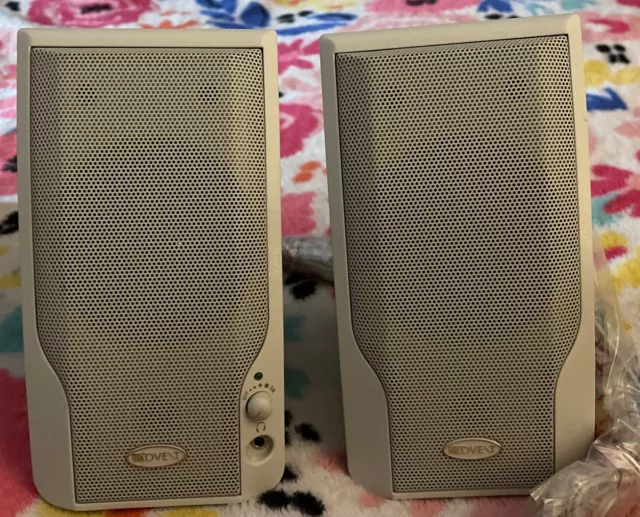 Advent Powered Computer Speakers - Av009- With Power Supply 1.I1