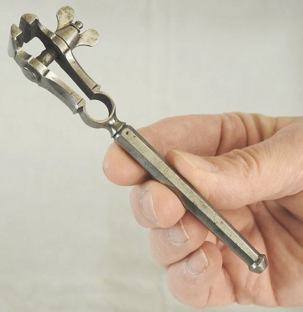 Pince D'horloger Vintage Hugoniot-Tissot - Outil D'occasion Pour La Réparation De Montres