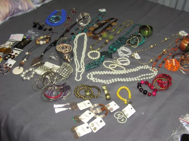 BULK LOT OF FASHION JEWELLERY Necklaces - Bangles - Earrings