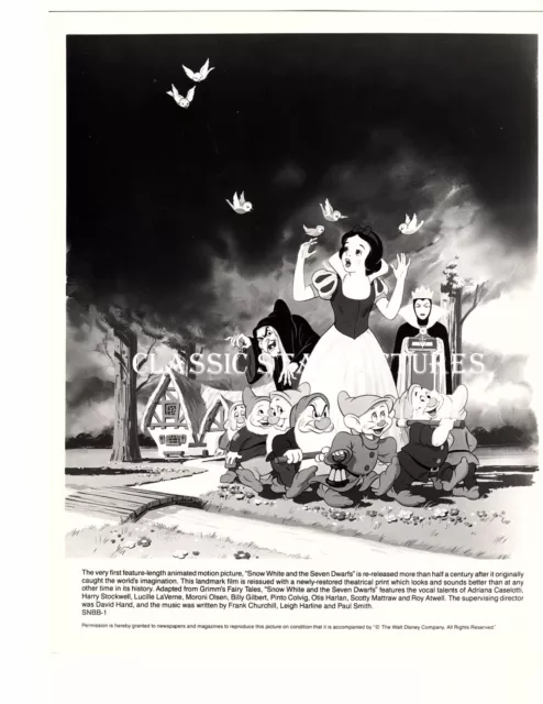 J964 Walt Disney's Snow White and the Seven Dwarfs 1937 re-released photo