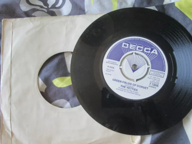 The Yetties ‎– Oil Decca Records F 13846 Promo Vinyl 7inch 45 RPM Single 2