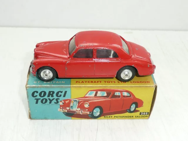 Corgi 205 Riley Pathfinder Saloon Boxed   *original*