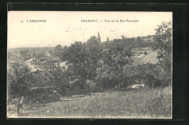 CPA Brabant, Vue sur la Rue Principale