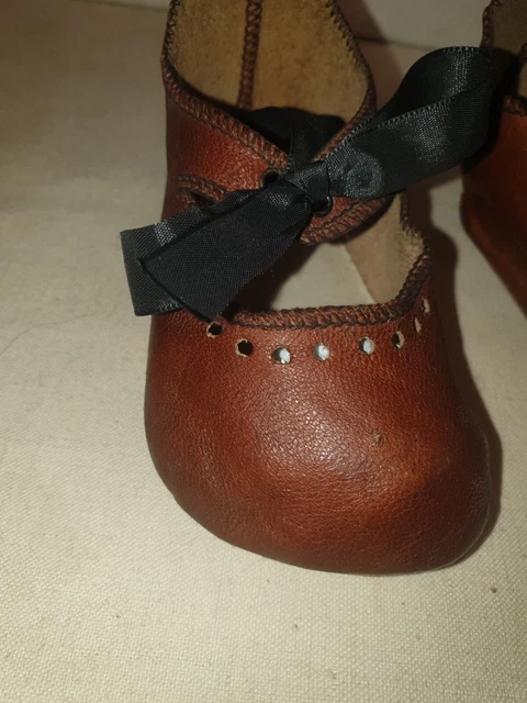 Tres Belles Chaussures En Cuir Grande Taille De Poupée Ancienne Jumeau - T 13 2