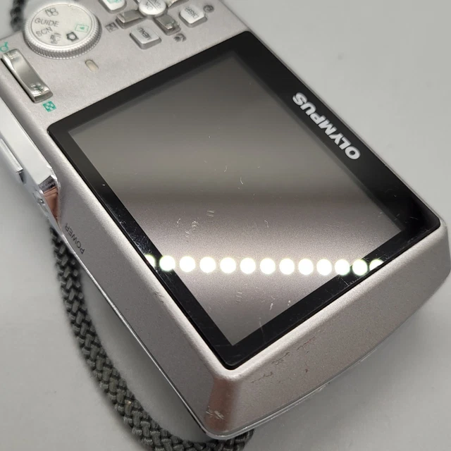 Olympus Mju 740 7,1 megapixel fotocamera digitale compatta argento testato 15