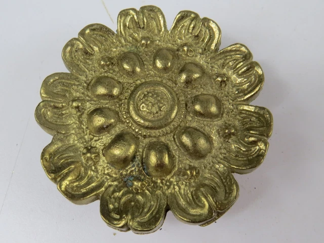 VTG  Brass Flower Curtain Tieback Hold Back Lot of 4 Medallion Window Hardware 5