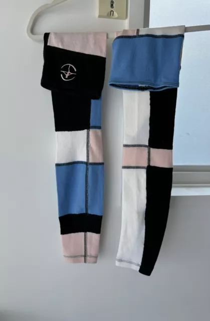 Wear Moi dancer Leg Warmers "unique" Color Blocked pattern Long Hang xs/s BlkBlu