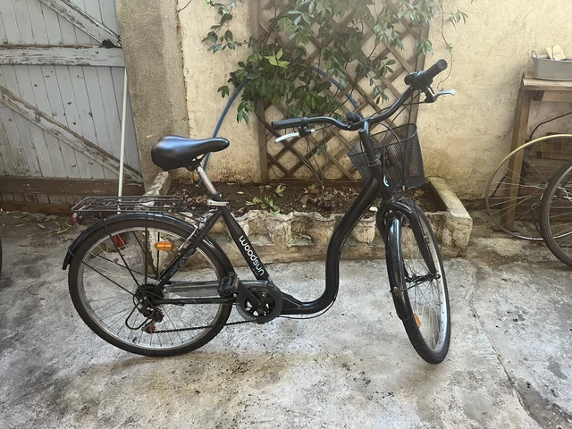 Vélo De Ville Vintage Ginet Rénové - Femme, Cadre Acier Rouge, Roues 28", 4 Vitesses