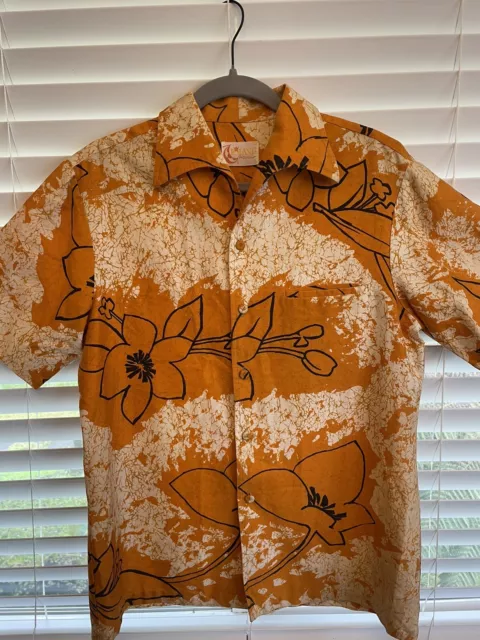 Vintage IOLANI Hawaii Mens Hawaiian Shirt Sz S Orange