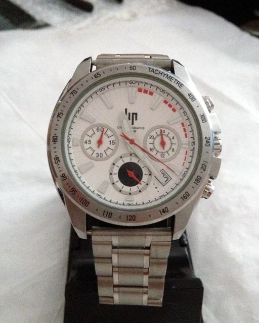 Pil montre sales