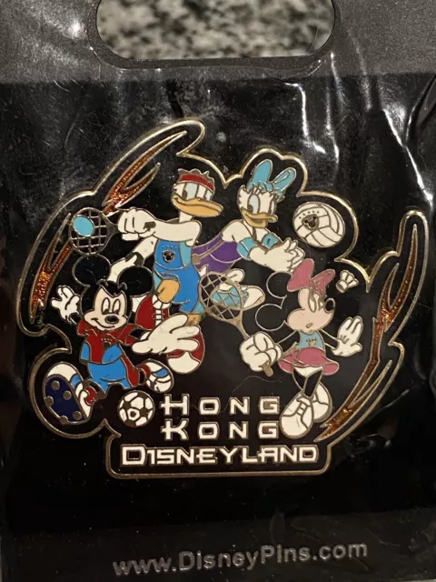 Disneyland Hong Kong Mickey & Minnie Mouse & Donald & Daffy Duck pin