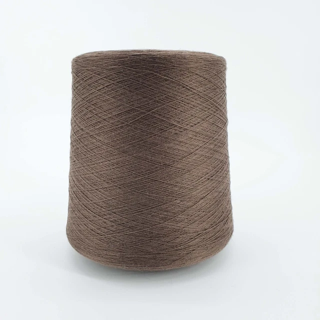 Hilo Merino mezcla folco 50% merino/50% acrílico 2/28, Col. 8YR41, 1700gr