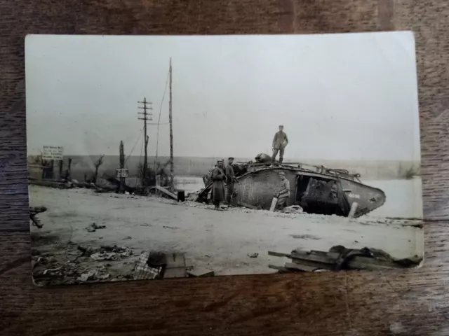 Foto, Somme?, Panzer, Beute, tank, 1914,1918, Schlachtfeld, orginal