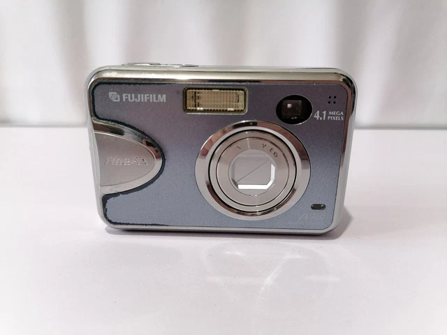 Fujifilm FinePix A Series A360 4.1MP Digital Camera Silver SPARES / REPAIRS