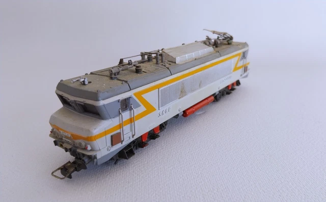 MOTRICE BB 22230 SNCF locomotive - France HO EUR 85,00 - FR