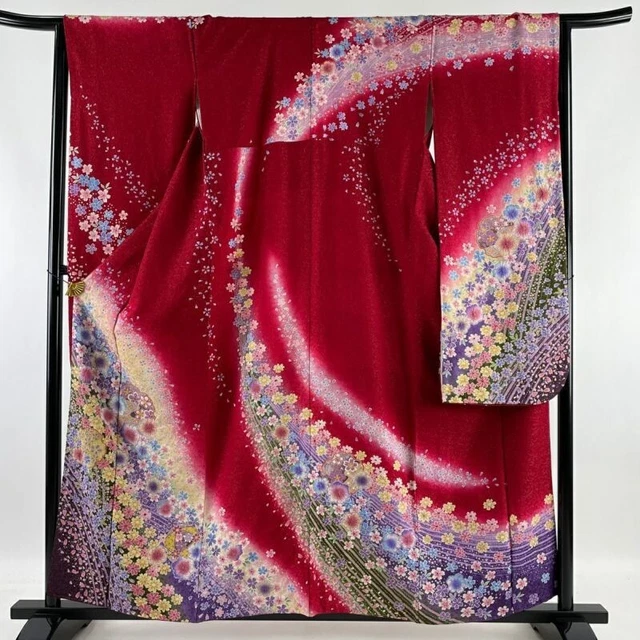 Woman Japanese Kimono Furisode Silk Tsujigabana Yukiwa Gold Thread Foil Red