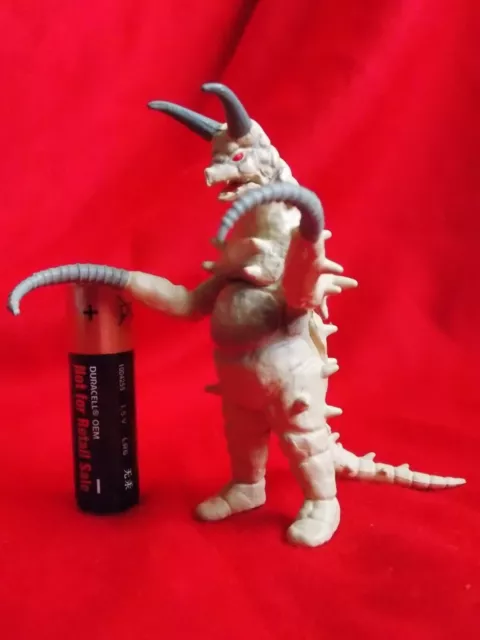 ULTRAMAN KAIJU 1999 BANDAI HG Gudon GASHAPON MINI FIGURE 3" 8cm GODZILLA UK 🚚