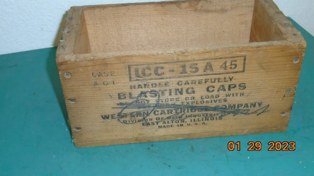 Vintage Western Cartridge Co. Big Inch Blasting Cap Wood Box 3