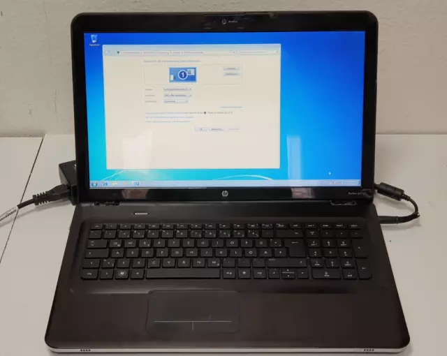 HP Pavilion dv7 Windows 7 Pro AMD Athlon II Notebook 8Gb 250GB SSD  Laptop 17,3"