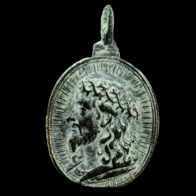 Medalla Religiosa, Siglos XVI-XVII, Cristo Salvator / María Mater - 29x19 mm.