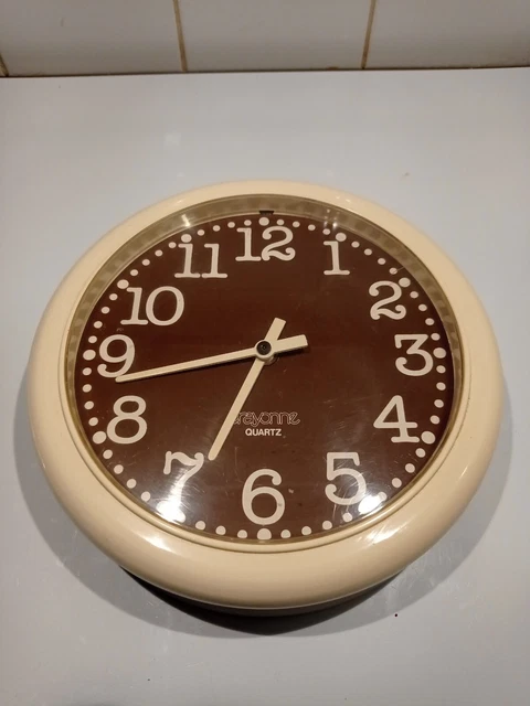 Horloge Murale Italienne Méridienne Moderne En Céramique De Howard Miller 1970