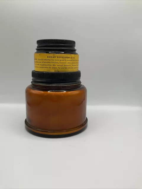 Raro Vintage Vidrio Ámbar Kodak D-72 DESARROLLADOR DE PELÍCULAS Tarro de Doble Apilamiento COMPLETO