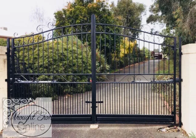 GALVANISED STEEL GATES FIT OPENING 3.6 to 3.7m   Black.  Can send