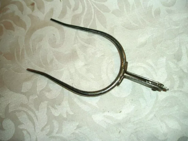 Vintage Metal   "COWBOY  BOOT   SPUR"  (1)
