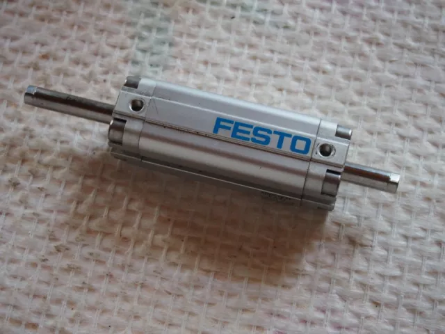 Vérin FESTO  ADVU 16 50 PA S2  Ø 16 / 50